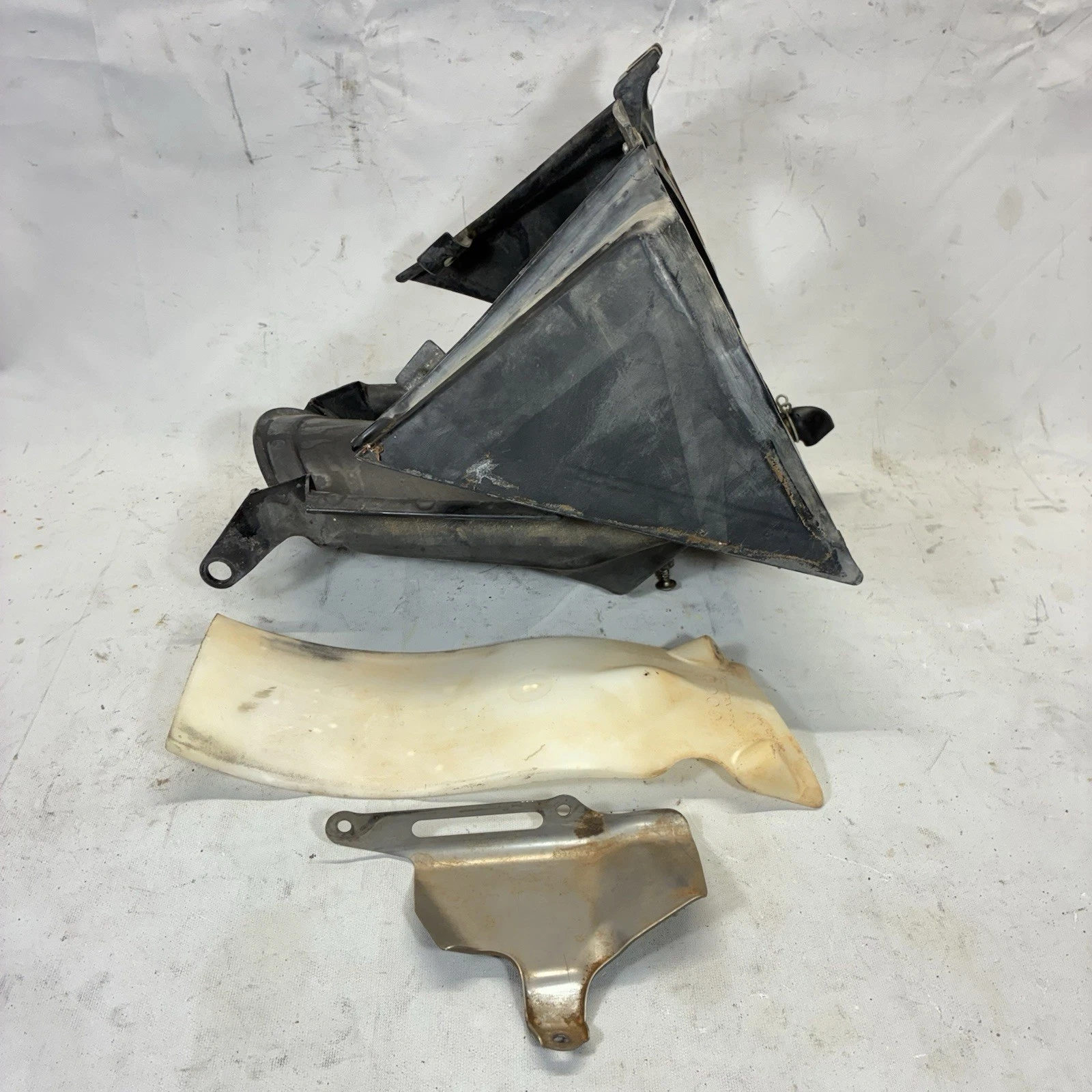 2004 - 2009 Honda CRF250R OEM Air Box Airbox Intake Boot Cage 2006