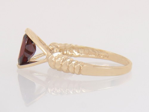 10K Yellow Gold 1.25ct Oval Cut Simulated Garnet Dinner Ring Size 6.5 - Picture 3 of 5