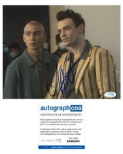 Thomas Doherty "Gossip Girl" AUTOGRAPH Signed 'Max Wolfe' 8x10 Photo ACOA