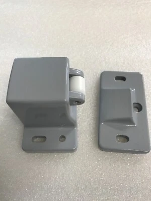 FERMOD style Metal Door Strike & Roller Catch For WALK IN COLDROOM