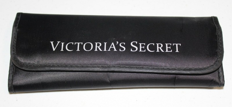 Victoria's Secret 2012 Fashion Show BLACK Cosmetics Bag with 3 brushes