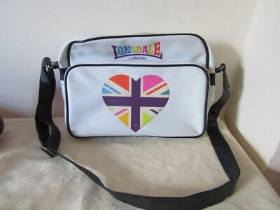 Lonsdale Vintage retro Messenger Sports Shoulder Bag White Union Flag Heart  UK