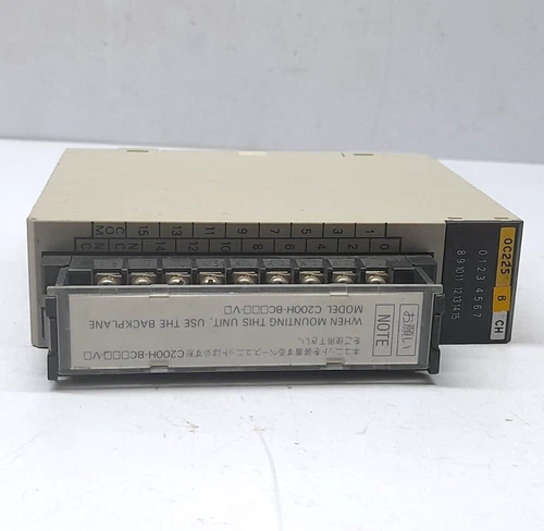 Omron C200H-0C225 Output Unit 250VAC/24VDC 2A/Point 8A/Point