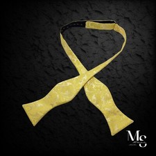 BEAUTIFUL Yellow Paisley Adjustable Self Bow Tie Silk W: 2.5" EX COND