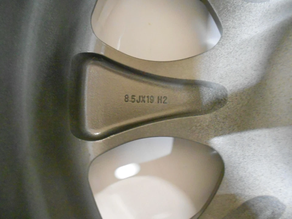 Alufelge Schmidt Rhino 8,5x19 ET 25 ohne LK Austellungsstück - Bild 4 von 4