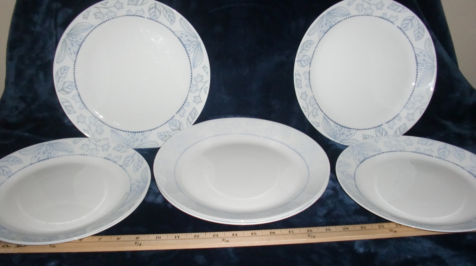 Corelle Everyday Expressions 8Pc Dining Plates Set 10 1/2 inch