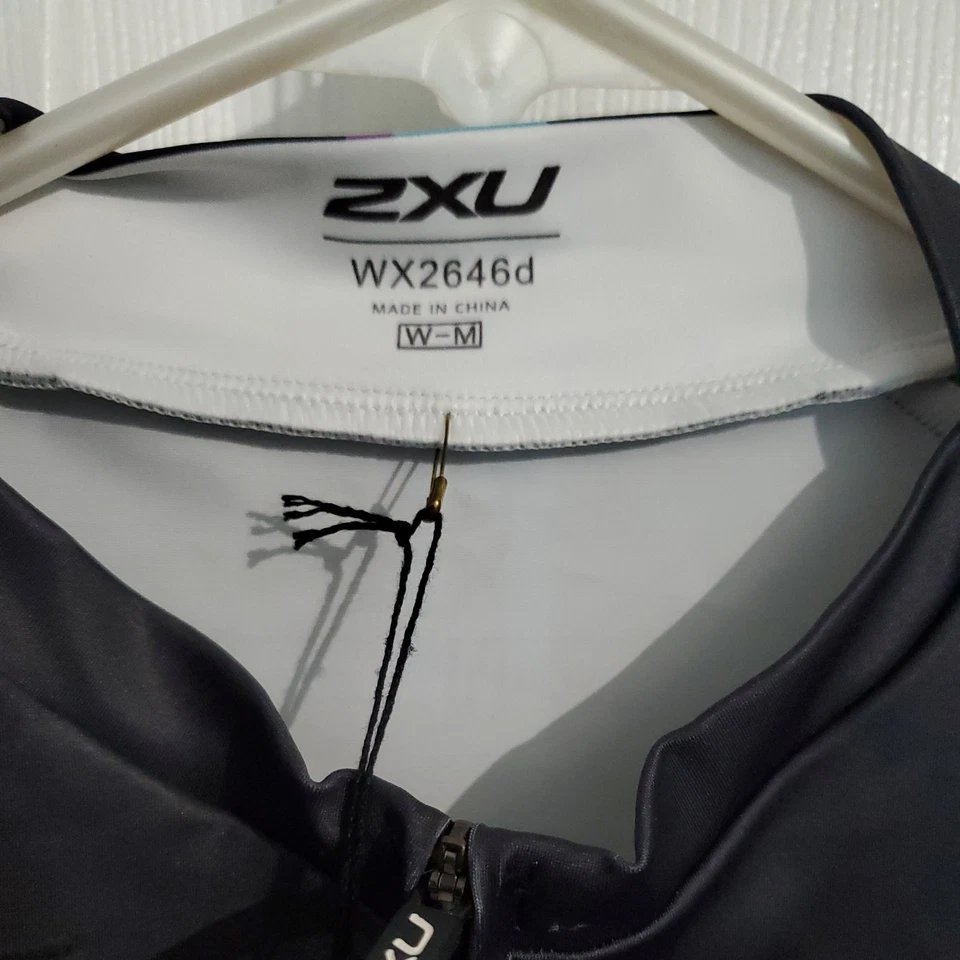 2XU Women Medium Custom Skin Sleeved Tri Athlon Suit New with Tags - Image 3 of 4