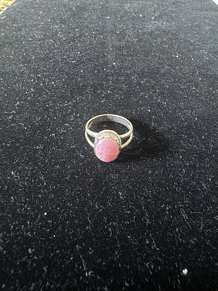 粉红色罗敦石戒指纯银 5 码小指戒指 — 第 3/4 张图片