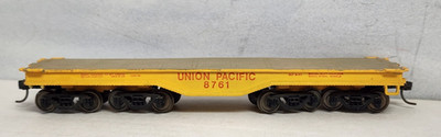 Union Pacific RR 50' 4 truck 16 wheel Flat Car Kadee Metal Wheels Lionel RTR HO