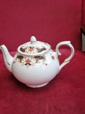 vintage duchess bone china teapot westminster 560 (lid damaged)