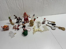 Christmas Tree Ornaments Assorted Lot of 18 Holiday Ornaments Vintage