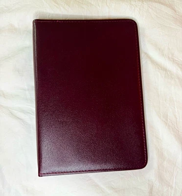 Desk Day-Timer Bonded Leather 6-Ring Daily Binder Burgundy- H: 9.5 in L: 6.5 in - Image 1 of 3