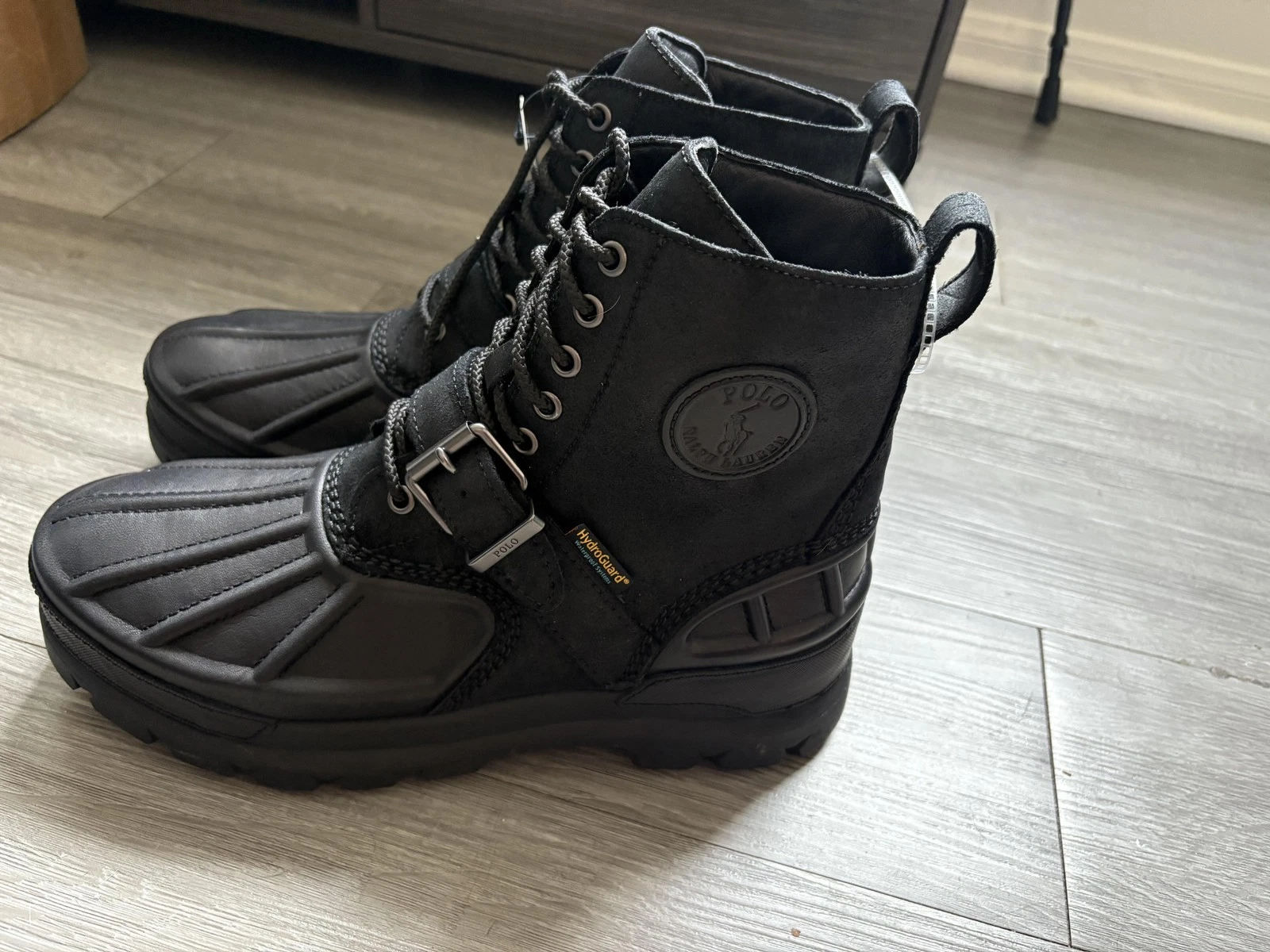 Polo Ralph Lauren Boots Mens Size 10.5 Black HydroGuard Waterproof Winter Duck
Opens in a new window