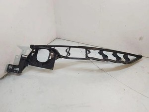 BMW X5 E70 Kotflügelhalter vorne links 7157989 3.50 Diesel 210kw 2008 25727149