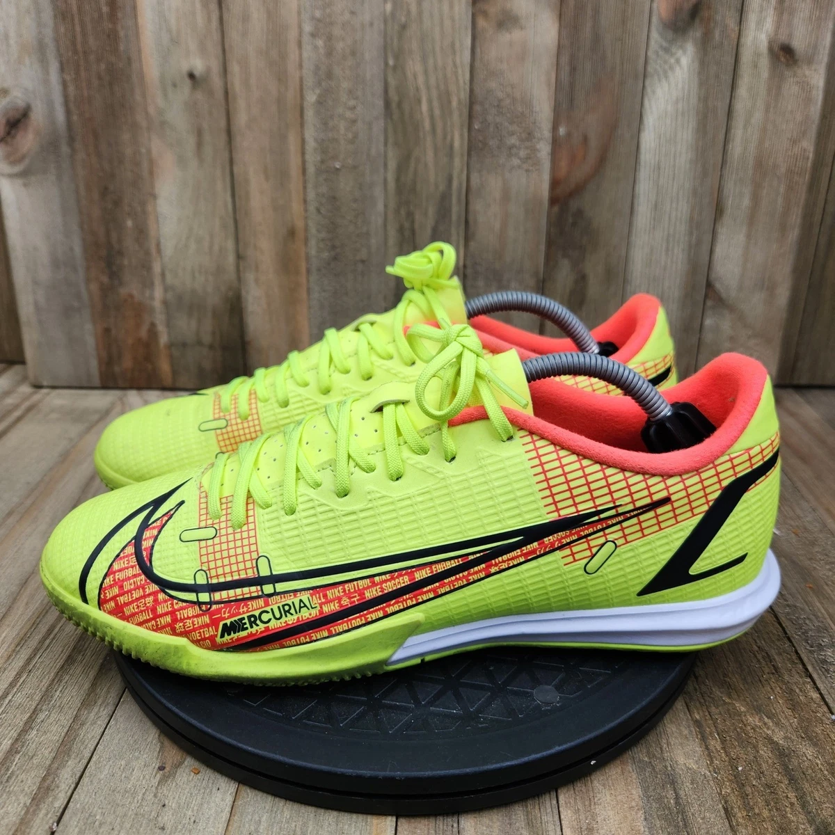 Nike Men’s Black Indoor Soccer Athletic Shoes with Neon Yellow Trim Nike Tiempo Natural III 366206-018 Indoor | Mercari main image 2