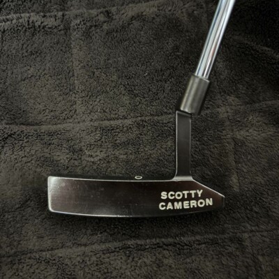 SCOTTY CAMERON CIRCA62 No.3 33in Putter RH No Head Cover