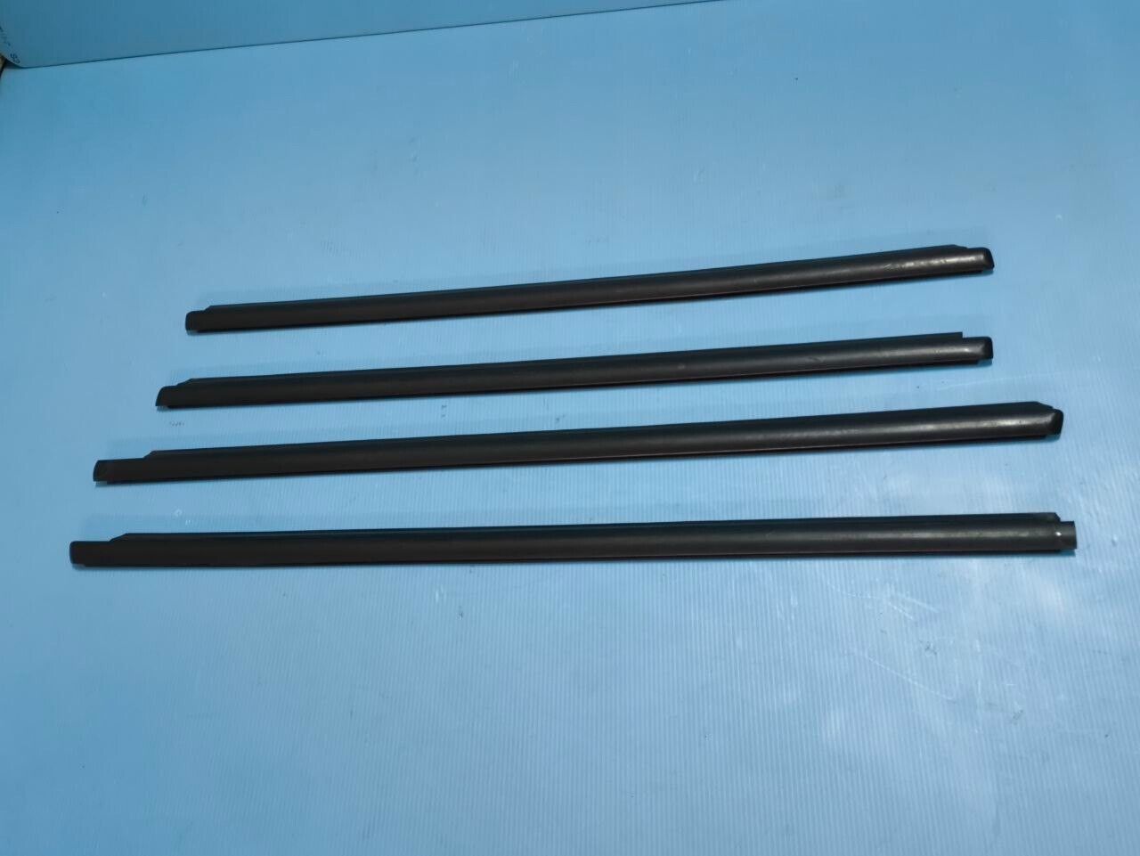Foto 2 di 8