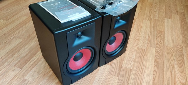 m audio bx8 d3 crimson