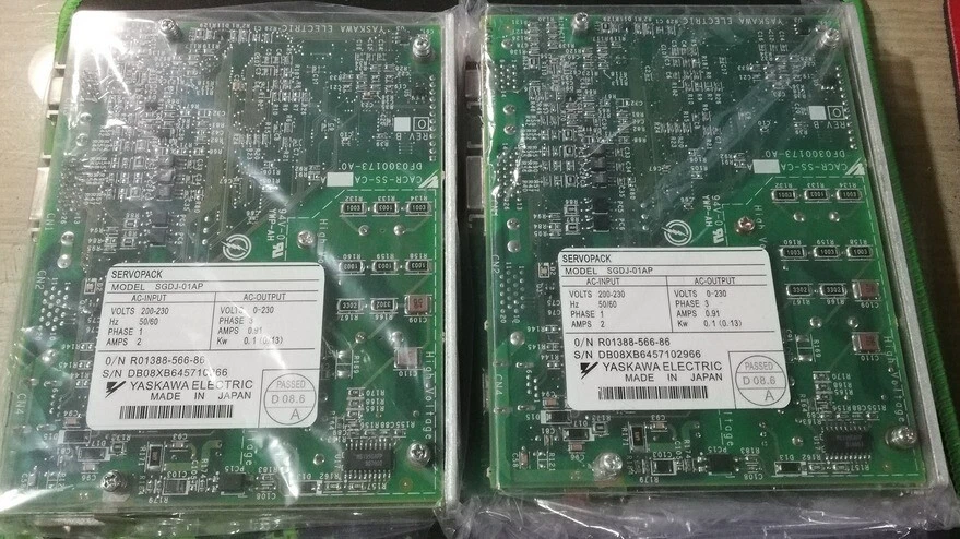 1PCS Yaskawa sgdj-01ap in in in box sgdj01ap servo drive /