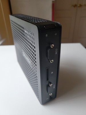 Shuttle Barebone XS36V4 Slim PC Fanless J1900 Quad Core 4GB No SSD No Power Cord
