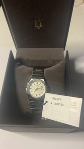 Bulova Classic Women’s Quartz 30m 39mm White Roman Dial Two-Tone SS w/ Box $395 Bulova Sutton Ladies Two-Tone Stainless Steel Watch  main image 4