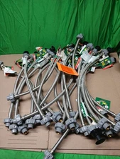 LOT OF 24 Fluidmaster Twist Click Seal Connector 3/8" x 1/2" x 20" B1F20CSR-NEW