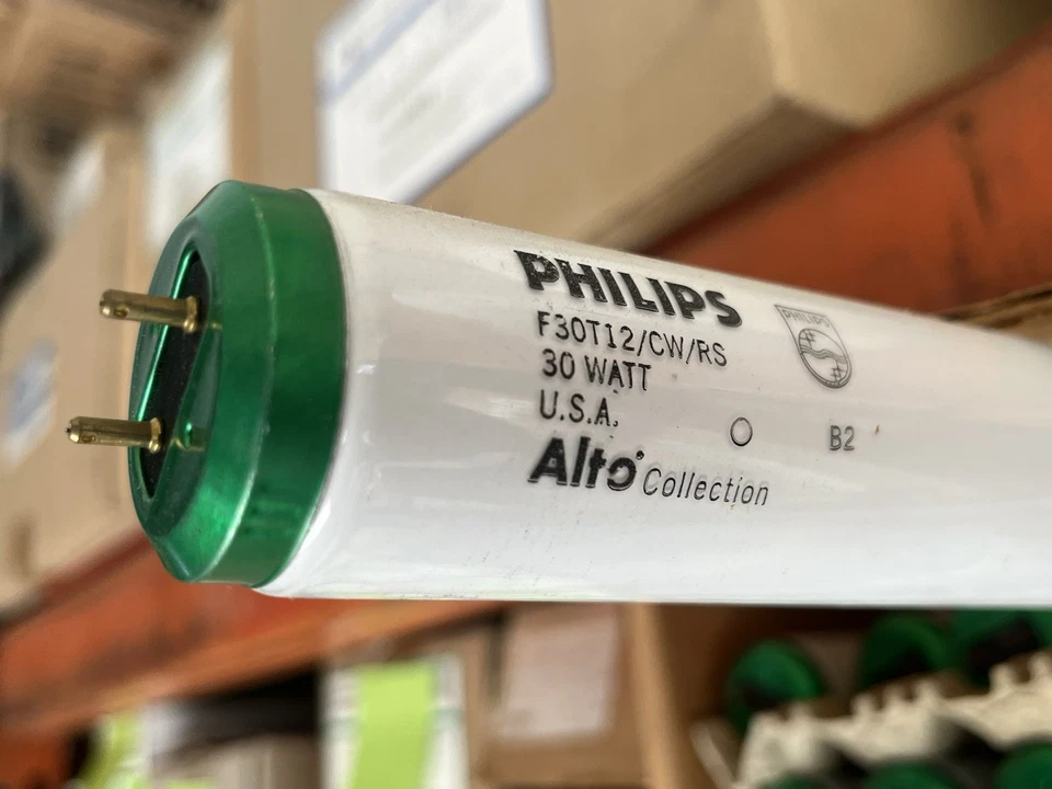 23 Philips 272427 - F30T12/CW/RS/ALTO Straight T12 Fluorescent Tube Light Bulb - Image 3 of 3