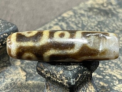 Old Tibetan Nepalese Himalayan Ancient 9 eye Old Dzi Talisman Beads Amulet