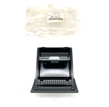 Posacenere Mitsubishi Pajero dal 1981 OEM MR732035 Nuovo Originale