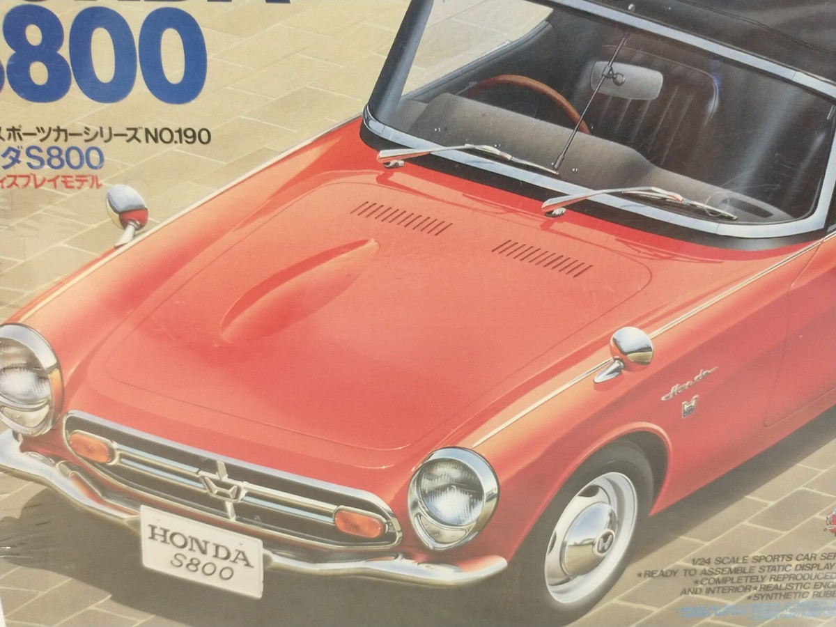 1997 Tamiya Honda S800 Sports Car Series 1:24 Scale Model Kit