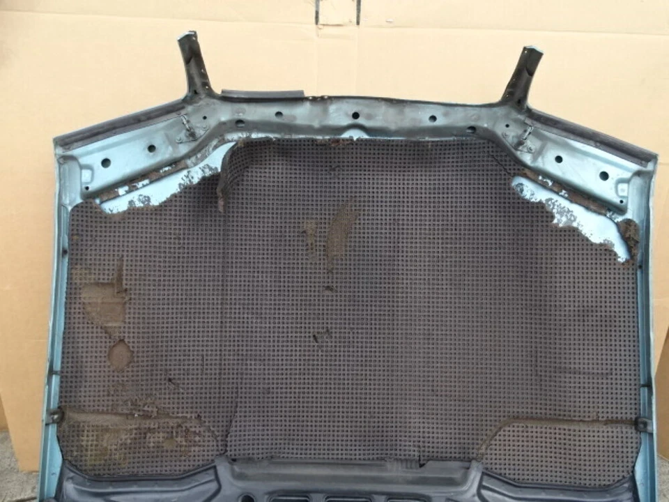 91 Mercedes W126 300SE 560SEL hood - Image 2 of 4