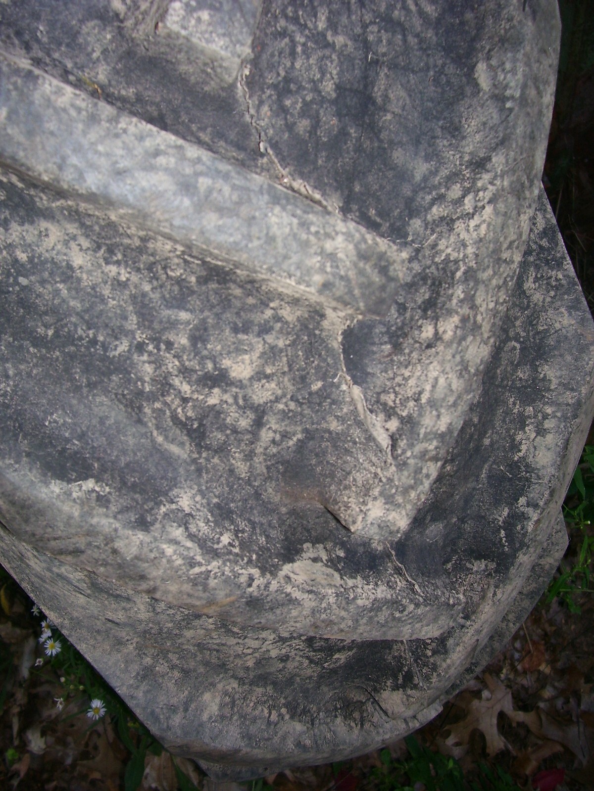 VINTAGE JI CASE VAC TRACTOR 12.4 x 28" REAR TIRE & CLAMP TYPE WHEEL