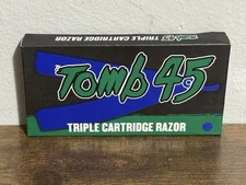 TOMB45 TRIPLE CARTRIDGE RAZOR HOLDER & KEY CHAIN & Blue