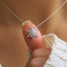 Huitan Schneeflocken-Design Halskette CZ Anhänger modischer Schmuck Damen