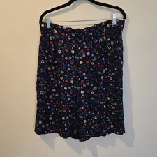 Vintage 90s Random Sportswear Culotte Shorts Women 12 Black Floral USA Made