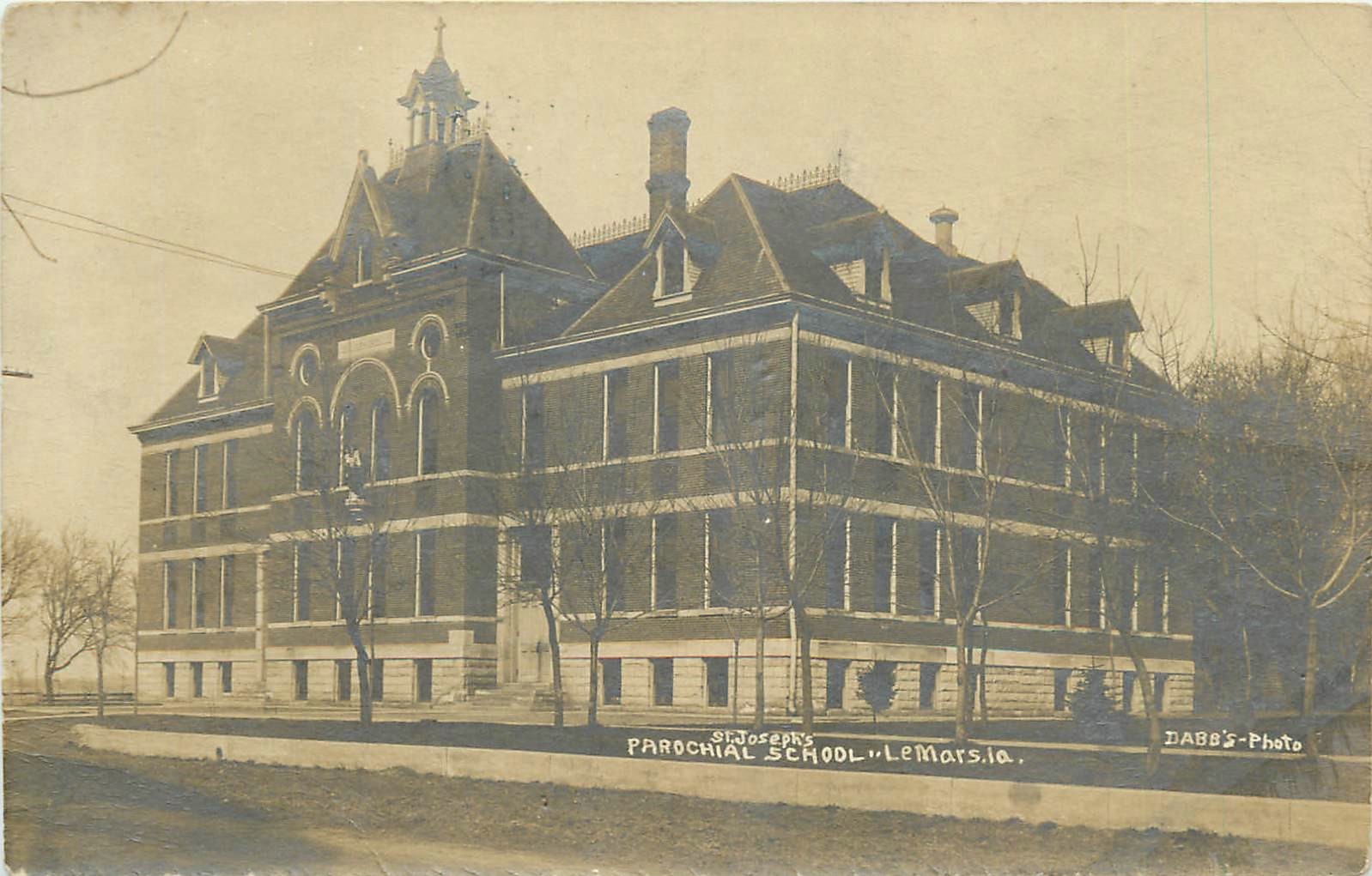 c1905 Le Mars Iowa Parochial Schools St. Joseph's RPPC Postcard 25-9417