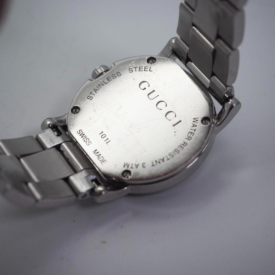 694 GUCCI 101L Gタイムレス レディース 時計　Gロゴ　ホワイト 694 GUCCI 時計101L Gタイムレス レディース Gロゴホワイト
