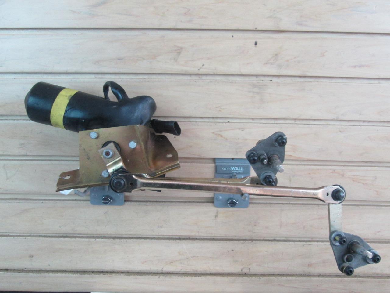 2002 Ferrari 360 Spider Windshield Wiper Motor & Linkage Assembly P/N 65409100