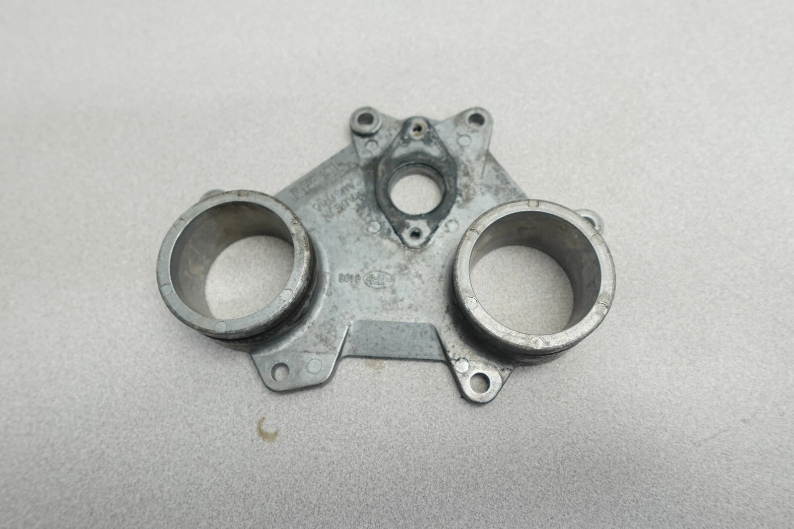 1996-1999 Summit Mach 1 MXZ 670 Ski-Doo OEM Rotary Valve Oil Pump Flange
