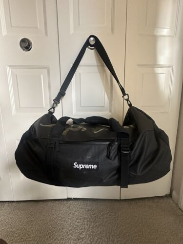 Supreme Duffle Bag FW21 Black