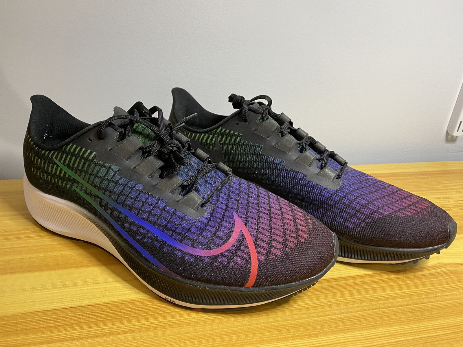 Nike Air ZOOM Pegasus 37 BeTrue, Size 