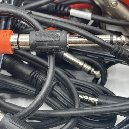 Audio Buddy Dual Mic Preamp/Direct Box M-Audio w/ Power supply Extra Cords - Picture 4 of 7