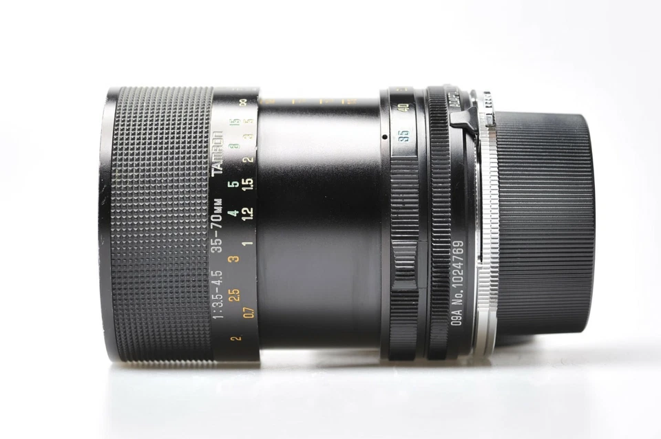 Tamron 09A 35-70mm F3.5-4.5 BBAR MC CF Macro MF for Olympus OM As-Is [1024769] - Image 3 of 4