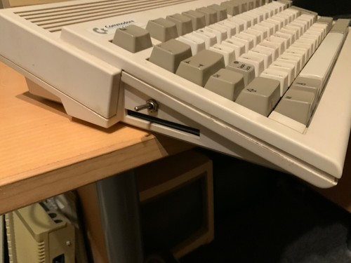 Commodore Amiga 600 mit Kickstart Umschaltung 1.3 / 2.0 - Bild 6 von 6