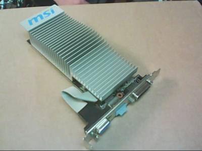 Carte Graphique MSI N210-TC1GD3H/LP 1 Go DDR3 – VGA, DVI, HDMI, Occasion