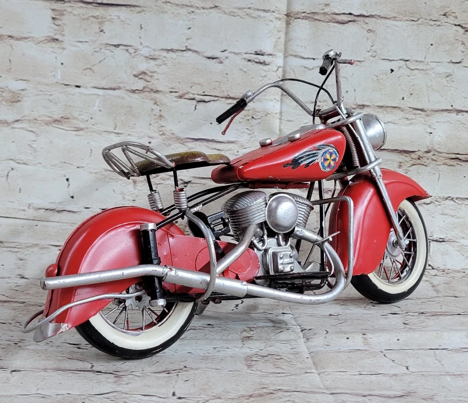 Handmade Indian Motorcycle 1:8 Tinplate Antique Style Metal Model Superb Decor - Image 3 of 4