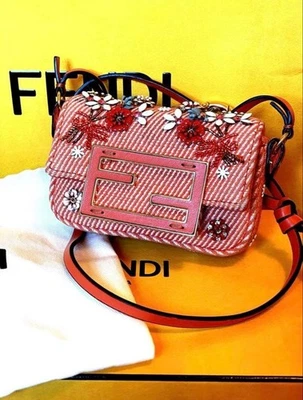 Mini sac bandoulière FENDI Nano Baguette Charm Floral Perlé Orange Toile... - Photo 1/4