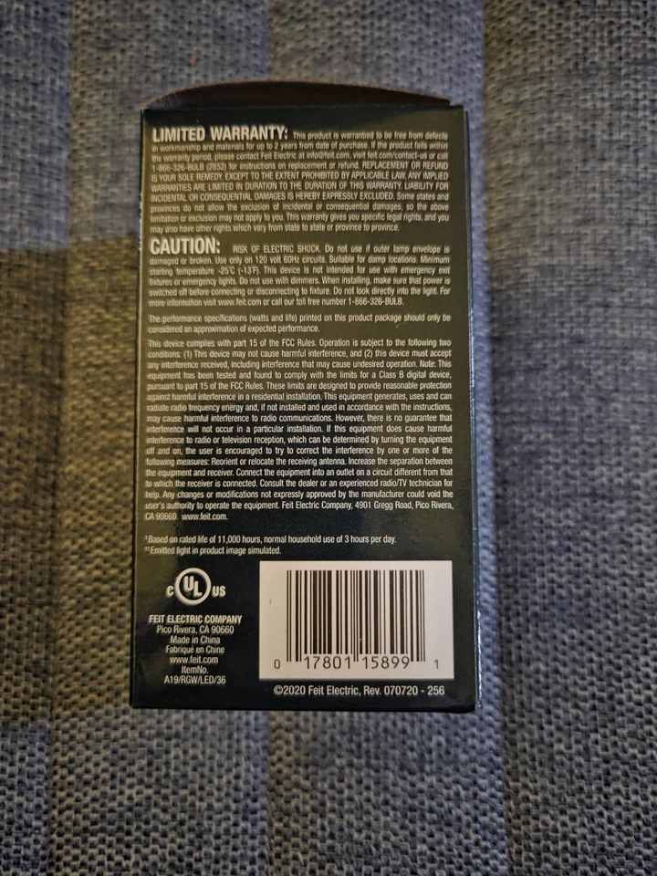 Feit Electric A19 E26 (Medium) Auto Cycling LED Bulb Green/Red/White 2 Watts - Image 2 of 3