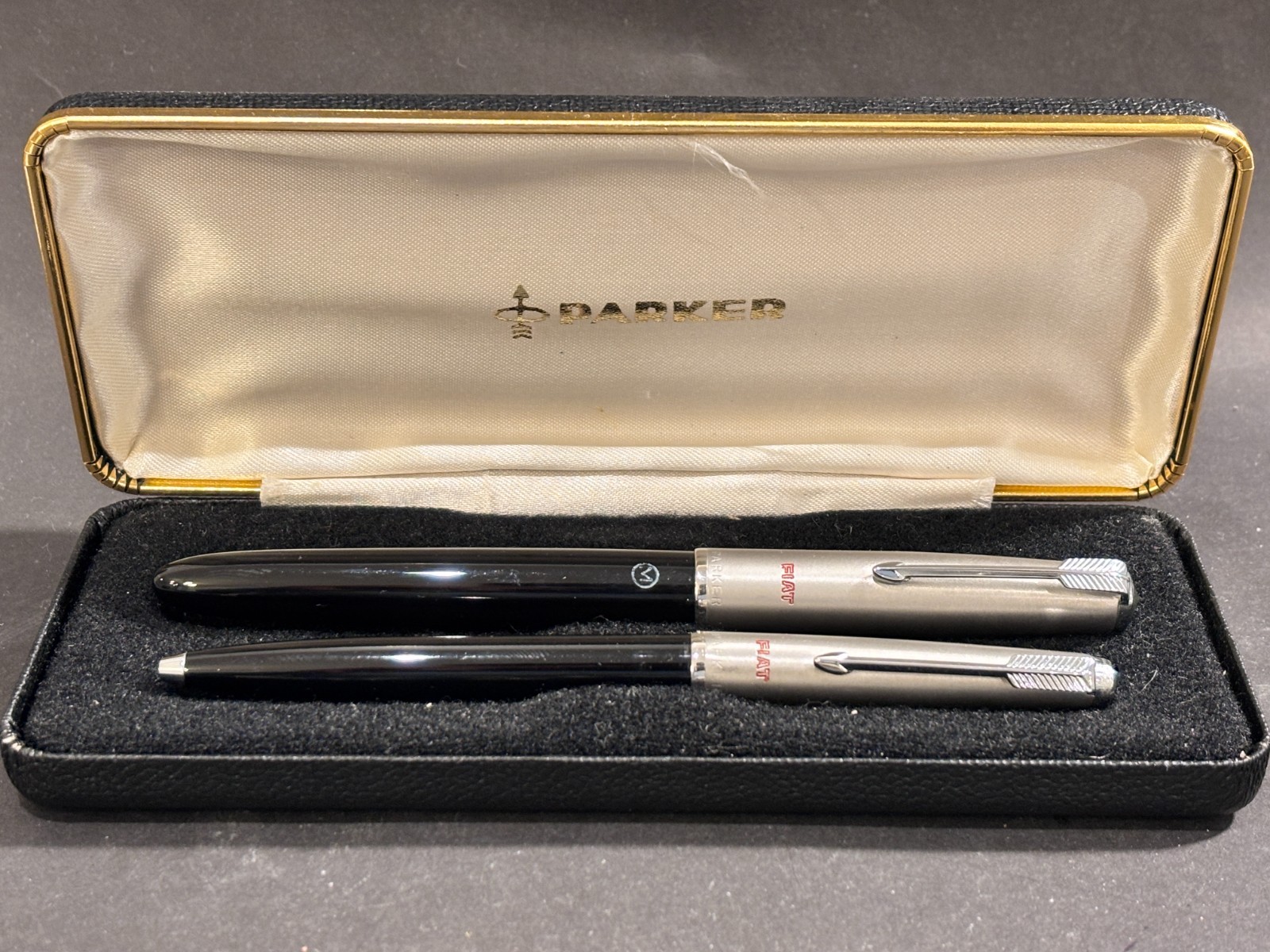 Parker — Fountain Pen — Extra Fine (EF) nib — fountain pen for sale on Nibfolio — photo 2