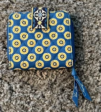 Vera Bradley Wallet Womens Blue Yellow Quilted Floral Zip Around ID Coin Purse